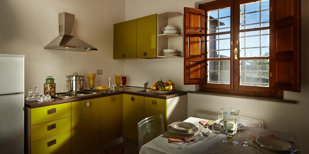 B&B Ai Condotti Di Pisa Da Filippo San Giuliano Terme Rum bild