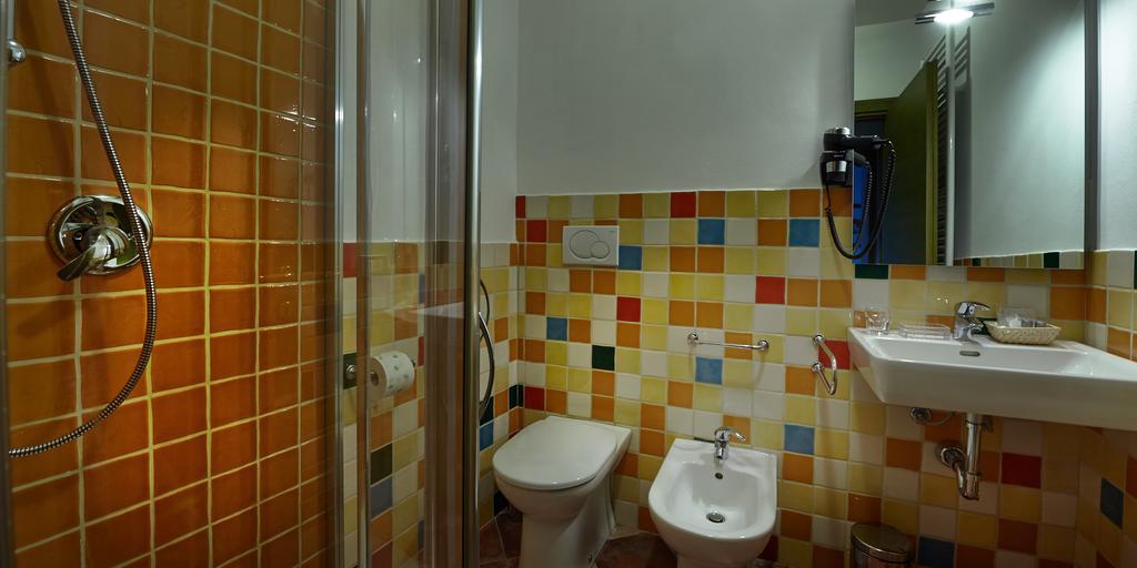 B&B Ai Condotti Di Pisa Da Filippo San Giuliano Terme Rum bild