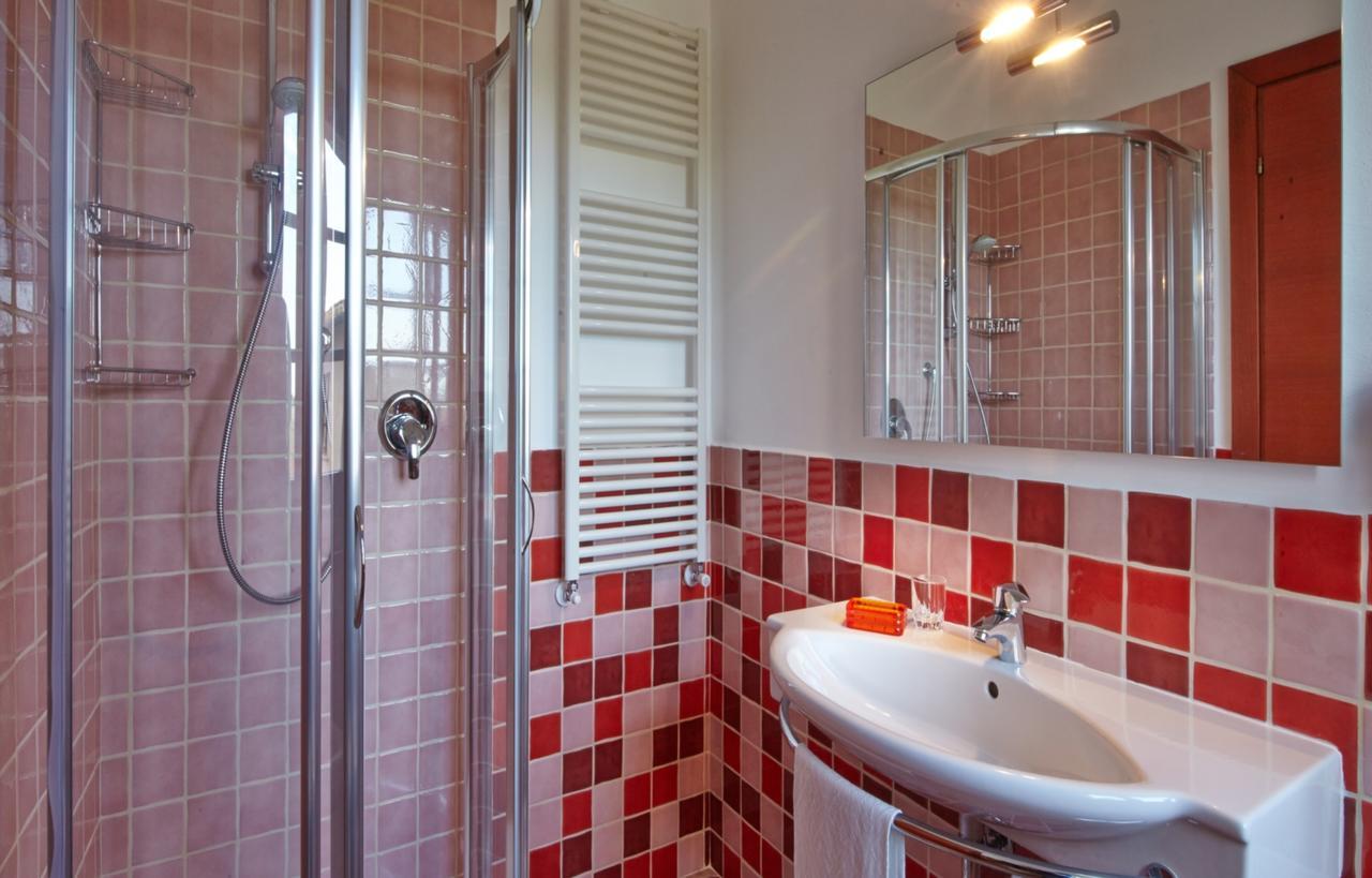 B&B Ai Condotti Di Pisa Da Filippo San Giuliano Terme Rum bild